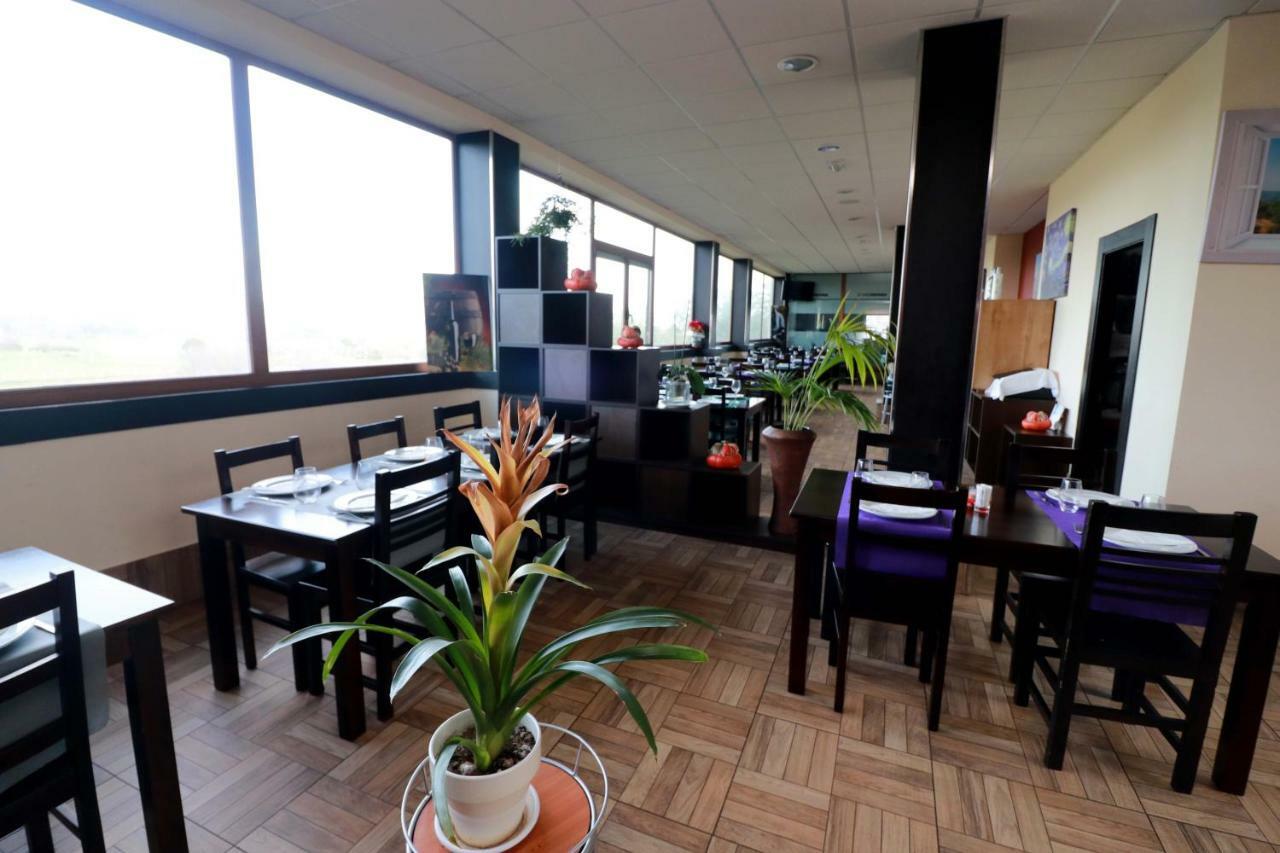 Apartamentos Casas Novas Silleda Luaran gambar