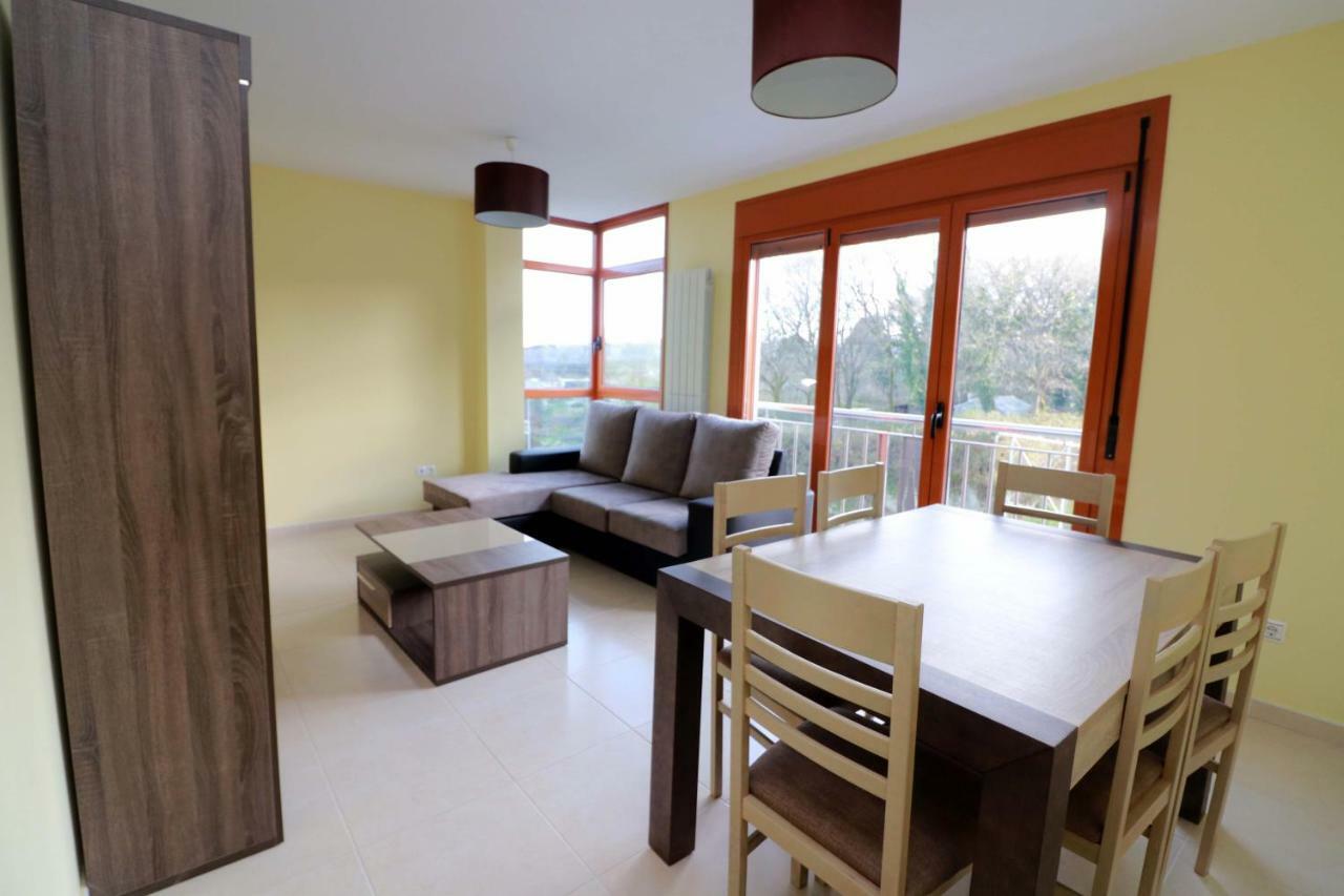 Apartamentos Casas Novas Silleda Luaran gambar